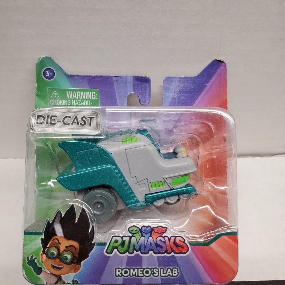 PJ Masks Die-Cast Romeo's Lab - New